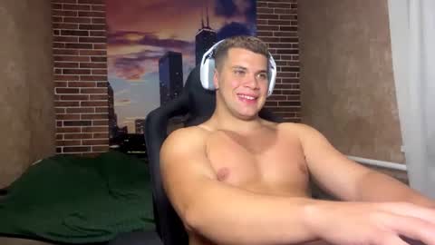 Snapshot of musclephantom chatting on 06/17/26, 08:10 Egor online show from 06/17/26, 08:10