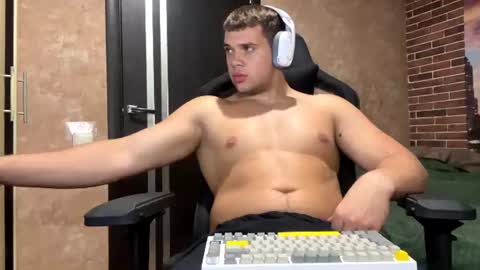 Snapshot of musclephantom chatting on 06/29/26, 07:58 Egor online show from 06/29/26, 07:58