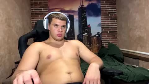 Snapshot of musclephantom chatting on 06/30/26, 08:21 Egor online show from 06/30/26, 08:21