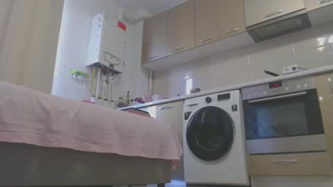 Snapshot of musclesqueen chatting on 03/05/25, 12:55 MusclesQueen online show from 03/05/25, 12:55