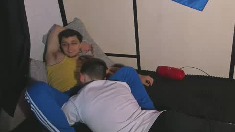 Snapshot of musclex3 chatting on 11/12/25, 01:44 Chrope online show from 11/12/25, 01:44