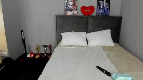 Eva online show from 04/20/26, 03:31