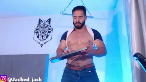 muscular_jack online show from 04/24/26, 12:13