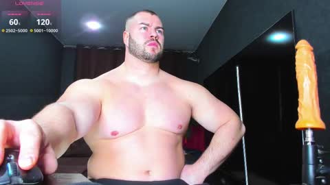 Snapshot of muscularjohnforu chatting on 03/02/25, 05:14 click icon for peach online show from 03/02/25, 05:14