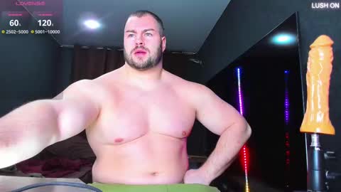 Snapshot of muscularjohnforu chatting on 03/04/25, 05:24 click icon for peach online show from 03/04/25, 05:24