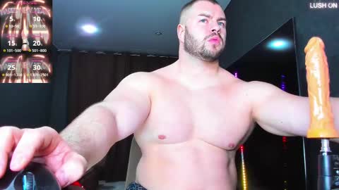 Snapshot of muscularjohnforu chatting on 03/06/25, 04:49 click icon for peach online show from 03/06/25, 04:49