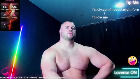 Snapshot of muscularjohnforu chatting on 11/11/25, 07:52 click icon for peach online show from 11/11/25, 07:52