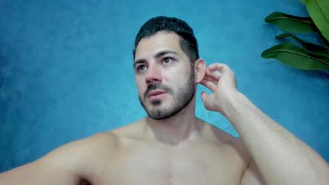 muscularmaster onlyfans online show from 10/06/25, 09:18