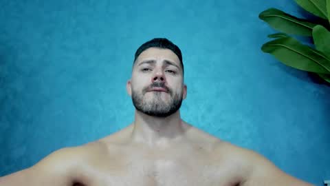 muscularmaster onlyfans online show from 10/31/25, 10:44