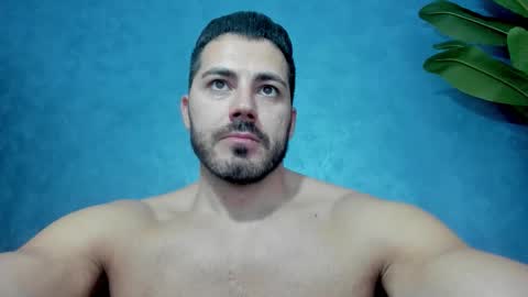 muscularmaster onlyfans online show from 11/12/25, 10:15