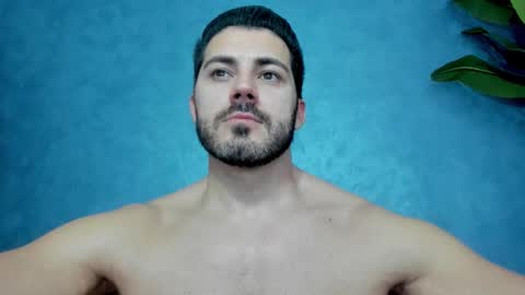 muscularmaster onlyfans online show from 12/22/25, 11:24