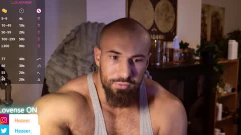 Snapshot of musculusx chatting on 02/15/26, 03:09 Musculus online show from 02/15/26, 03:09