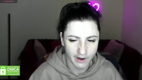 Jenya online show from 11/12/25, 06:30