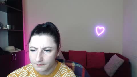 Jeneva online show from 11/14/25, 07:01