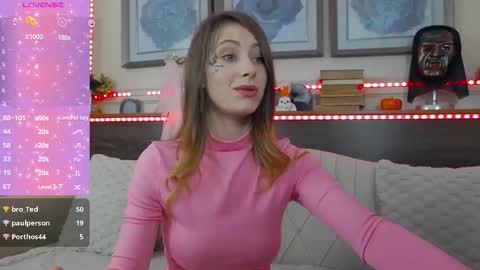 Luna  online show from 10/27/25, 08:57