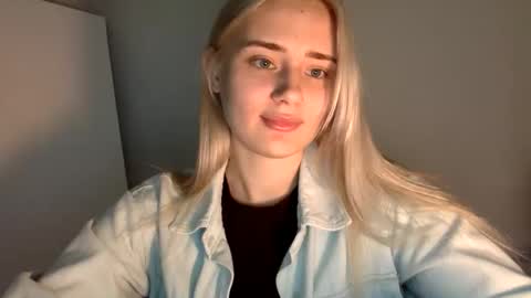 musescorner online show from 12/04/25, 05:32