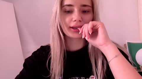 musescorner online show from 03/22/26, 12:19