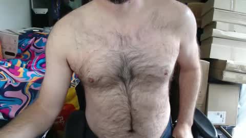 Snapshot of mushman87 chatting on 09/24/25, 12:52 Mushman online show from 09/24/25, 12:52