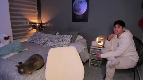 VALENTINA Luna  online show from 04/21/26, 12:01