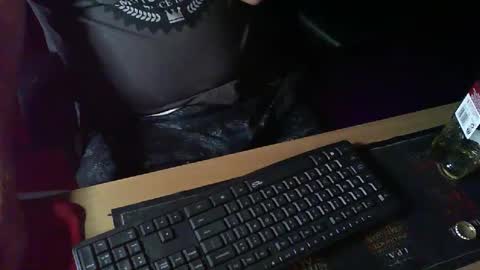 Snapshot of muso44 chatting on 02/21/25, 02:27 Muso online show from 02/21/25, 02:27