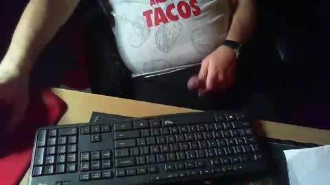 Snapshot of muso44 chatting on 03/07/25, 11:40 Muso online show from 03/07/25, 11:40