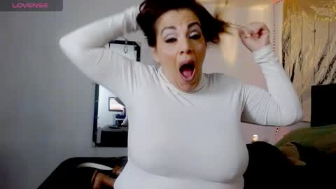 Mussa Hott online show from 04/12/26, 01:10