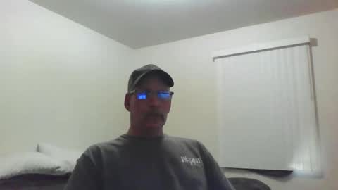 Snapshot of mustang_daddy chatting on 05/14/26, 12:01 307MountainMan online show from 05/14/26, 12:01