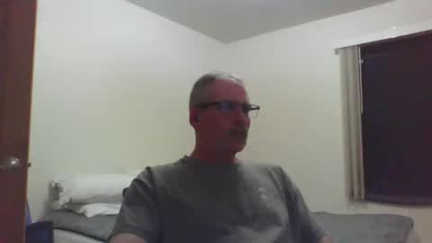 Snapshot of mustang_daddy chatting on 06/08/26, 01:20 307MountainMan online show from 06/08/26, 01:20