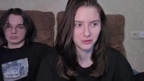 cute couple online show from 03/07/26, 09:45