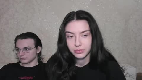 Snapshot of muuur_love chatting on 04/27/26, 09:13 cute couple online show from 04/27/26, 09:13