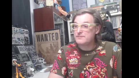 Muziknerd online show from 12/29/24, 08:44