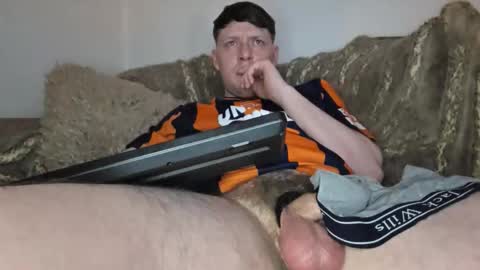 Snapshot of muzzy624406 chatting on 02/21/26, 11:06 Muzzy online show from 02/21/26, 11:06