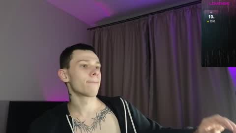 Snapshot of mvpzxc chatting on 10/12/25, 07:35 1x1 online show from 10/12/25, 07:35