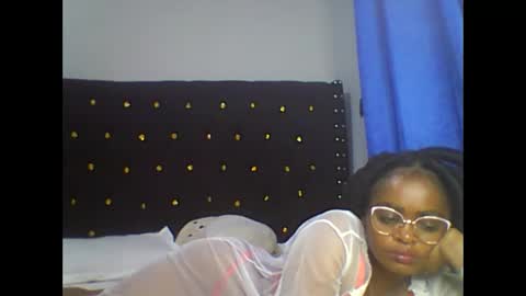 Snapshot of mwana69 chatting on 02/20/26, 02:52 mwana69 online show from 02/20/26, 02:52