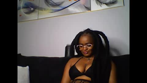 Snapshot of mwana69 chatting on 02/20/26, 10:32 mwana69 online show from 02/20/26, 10:32
