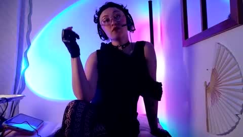 Mx. Anouk Divine online show from 02/02/26, 02:21