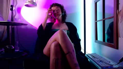 Mx. Anouk Divine online show from 04/19/26, 03:06