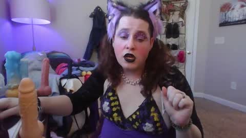 Snapshot of mxsissycharlotte chatting on 03/11/25, 06:52 Mx Charlotte online show from 03/11/25, 06:52