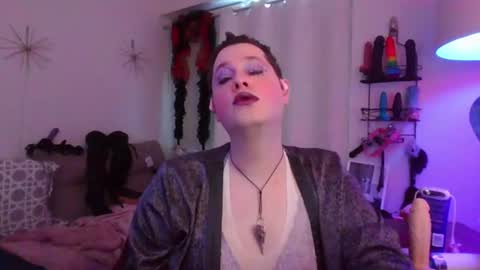 Snapshot of mxsissycharlotte chatting on 06/12/26, 04:17 Mx Charlotte online show from 06/12/26, 04:17