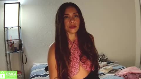 Snapshot of my420couple chatting on 11/27/25, 01:51 miss beauty coming 96 2300 online show from 11/27/25, 01:51