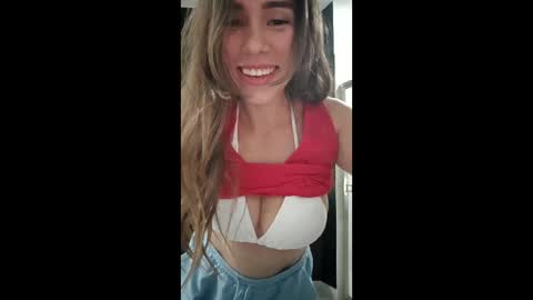 Snapshot of my420couple chatting on 12/14/25, 03:23 miss beauty coming 96 2300 online show from 12/14/25, 03:23