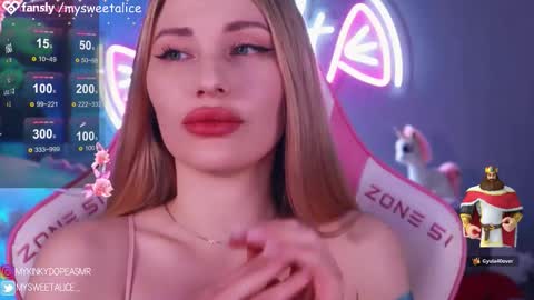 Snapshot of my__sweet__alice chatting on 03/07/26, 08:06 mysweetalice online show from 03/07/26, 08:06