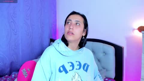 my_aleja_ online show from 04/07/26, 08:48