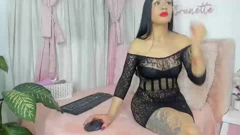 my_brunetteee online show from 02/04/25, 01:34