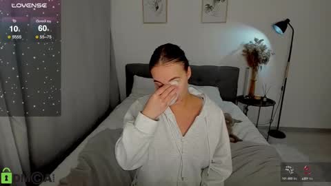 katie online show from 12/06/24, 02:57