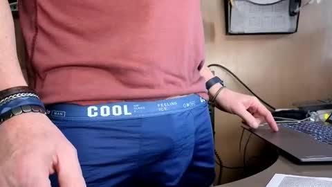 my_curiosity_ online show from 04/21/26, 06:12