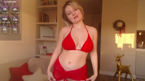 Snapshot of my_hannah chatting on 01/18/25, 12:57 Hannah  welcome  online show from 01/18/25, 12:57