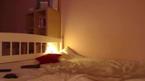 Snapshot of my_hannah chatting on 11/10/25, 01:54 Hannah welcome online show from 11/10/25, 01:54