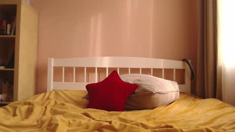 Hannah  welcome  online show from 03/08/26, 12:09