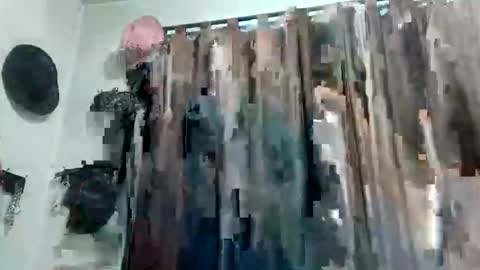     sara      i know you love me xoxox     online show from 11/03/25, 12:13